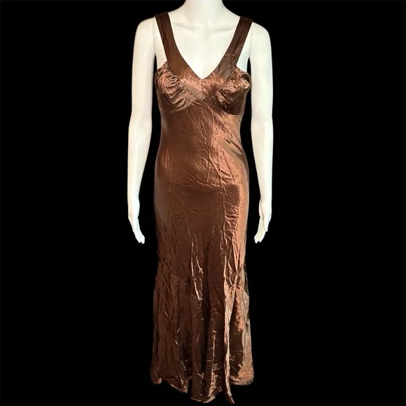 Elegant Brown Satin Dress - Picture 1 of 3